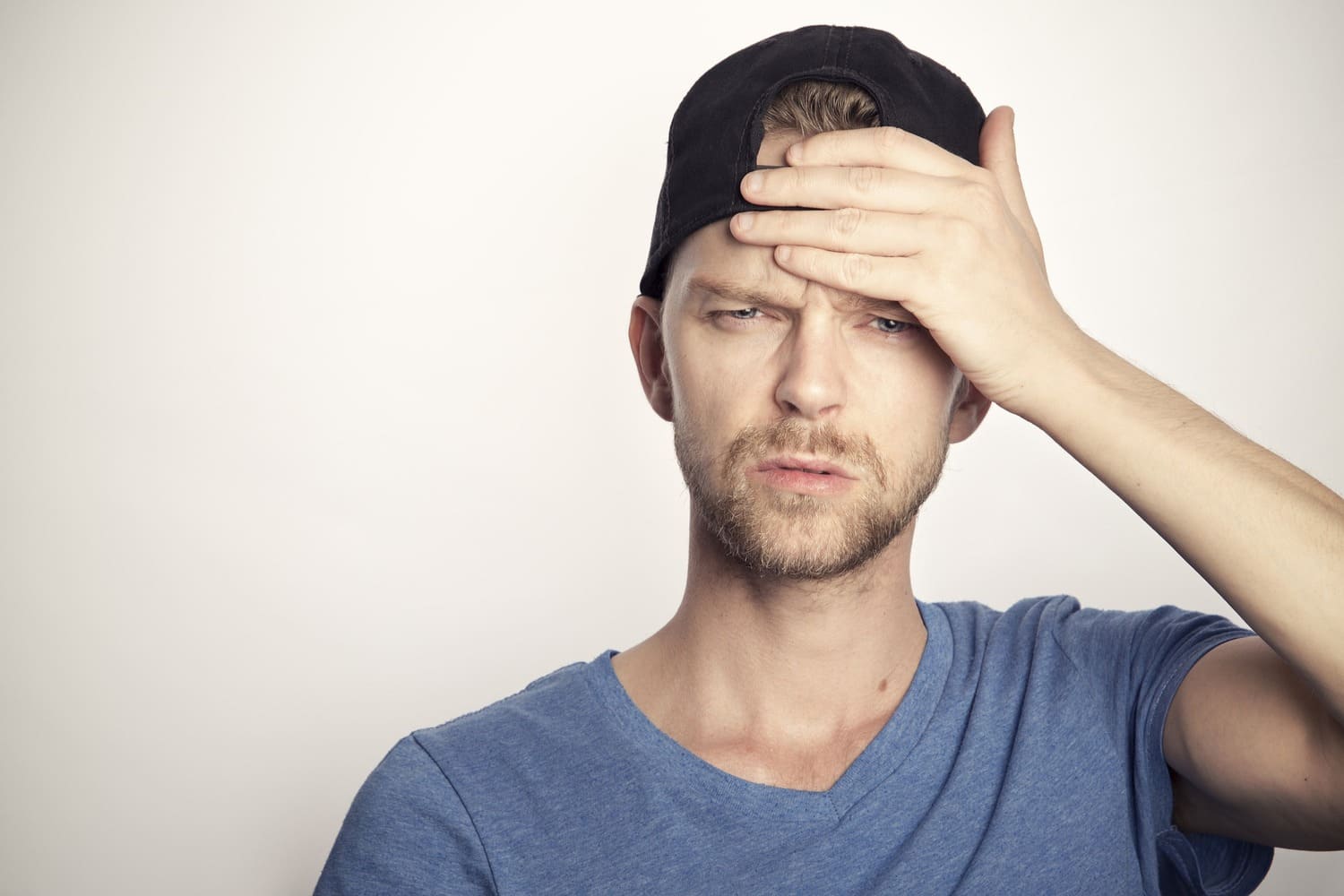 Los dolores de cabeza son un síntoma del estrés muy común